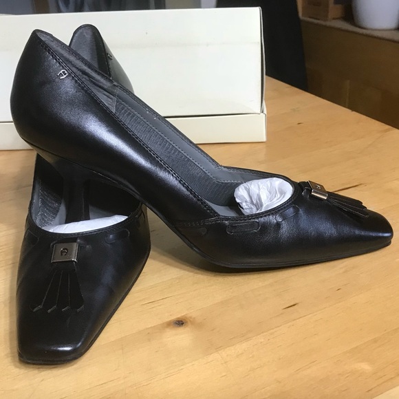 Eitienne Aigner Black leather pumps - Picture 3 of 5